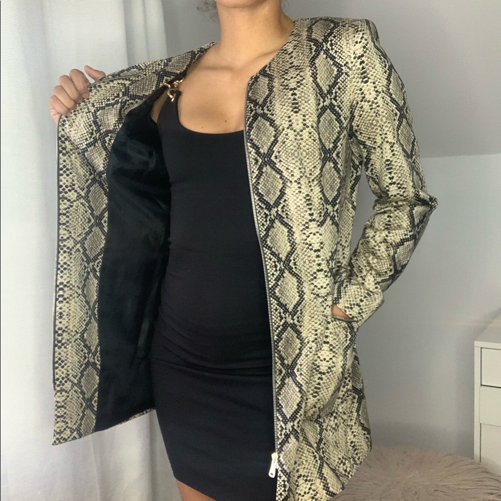 Gorgeous coat😍